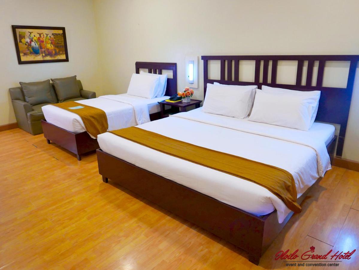 Iloilo Grand Hotel Esterno foto