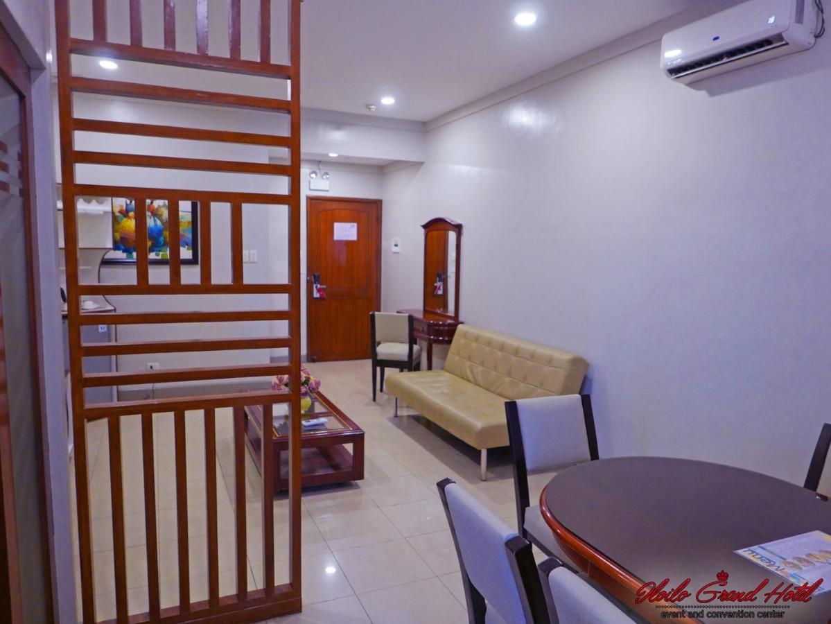 Iloilo Grand Hotel Esterno foto